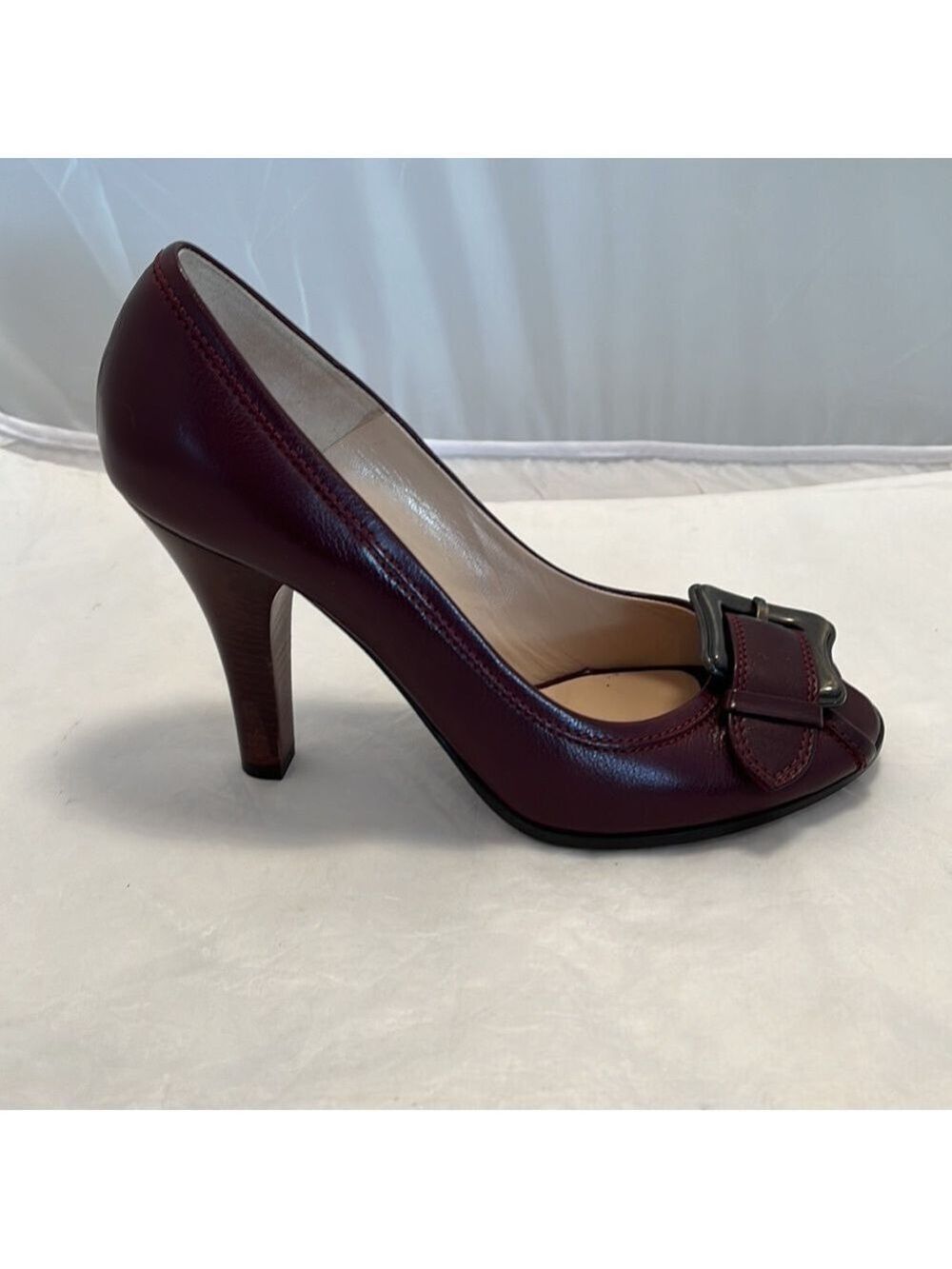 Fendi leather open toe pumps